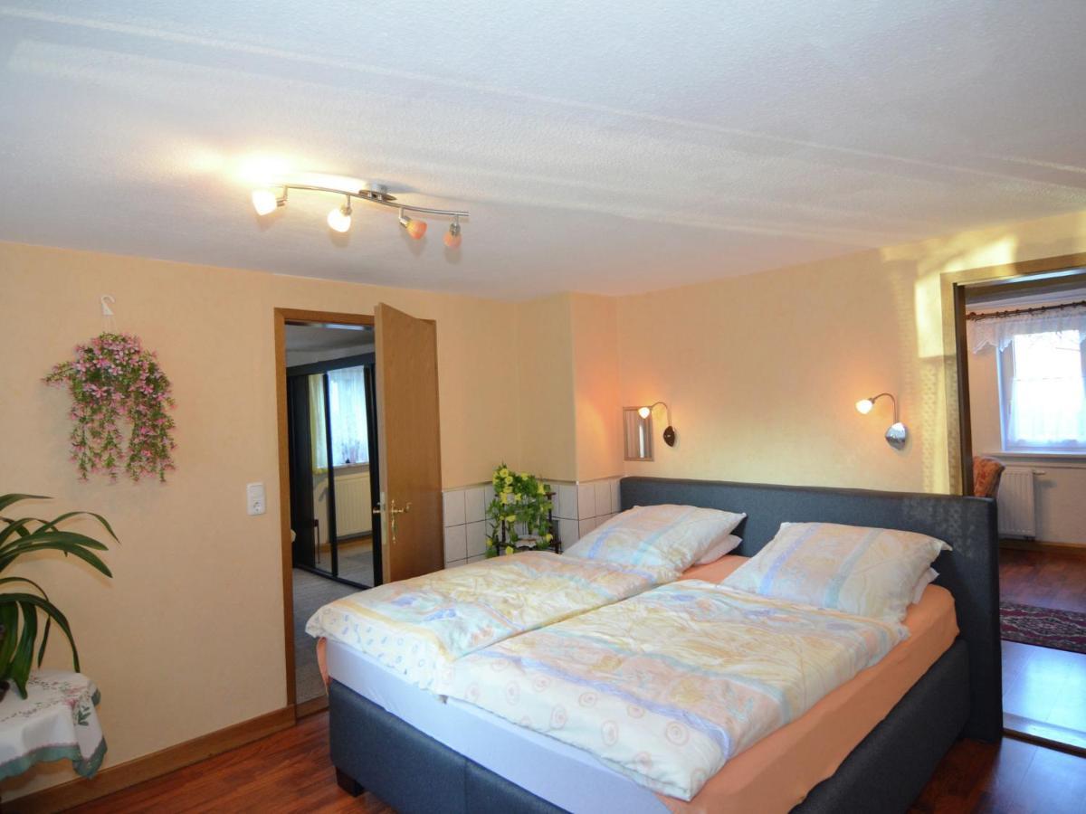 Holiday Home With Garden Neustadt am Rennsteig Εξωτερικό φωτογραφία