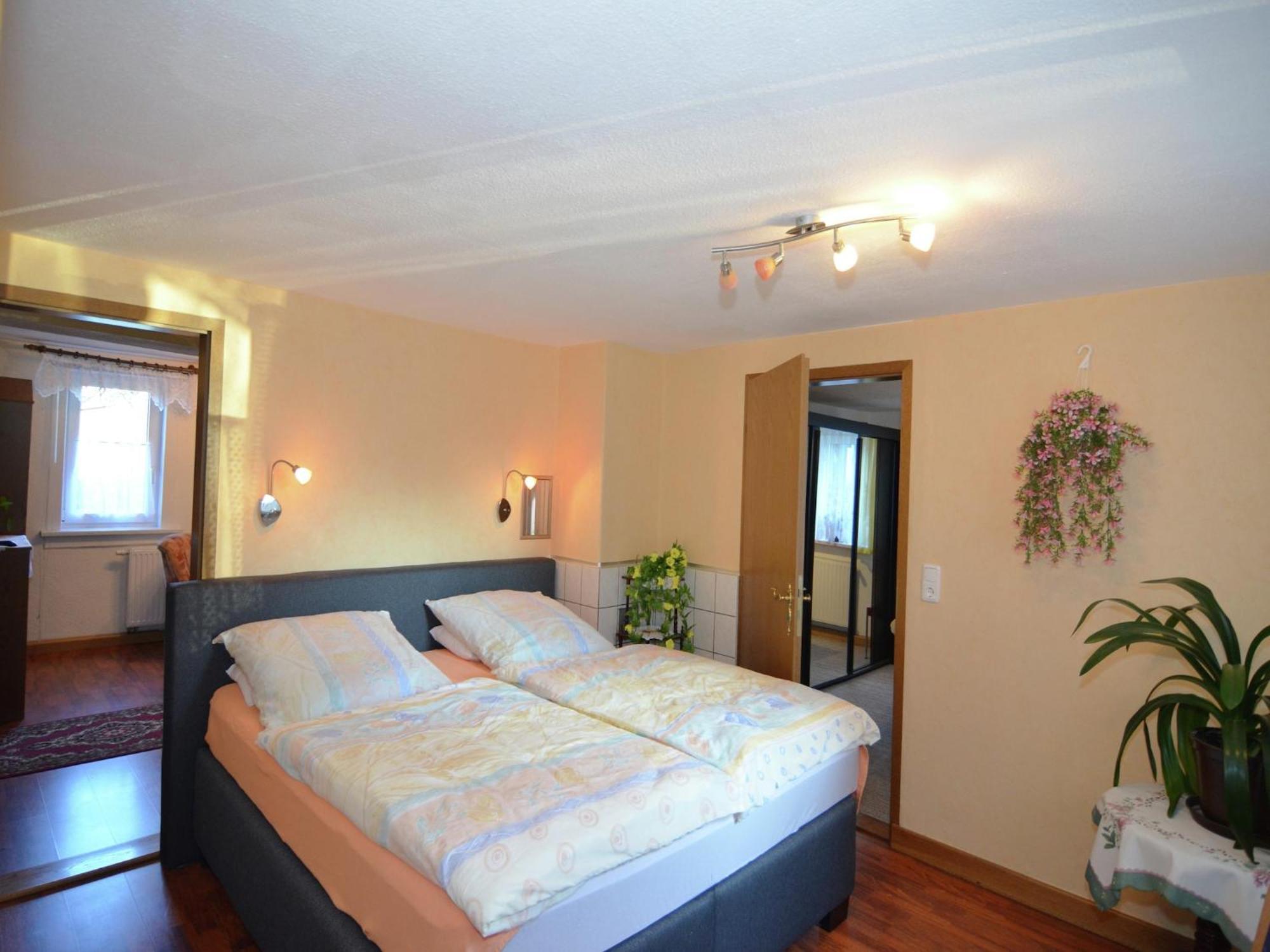 Holiday Home With Garden Neustadt am Rennsteig Εξωτερικό φωτογραφία
