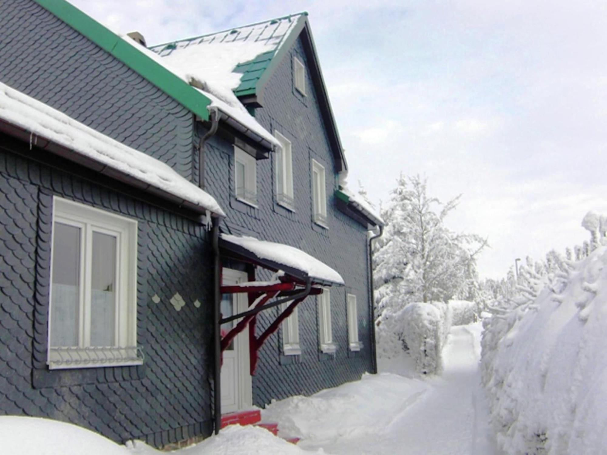Holiday Home With Garden Neustadt am Rennsteig Εξωτερικό φωτογραφία