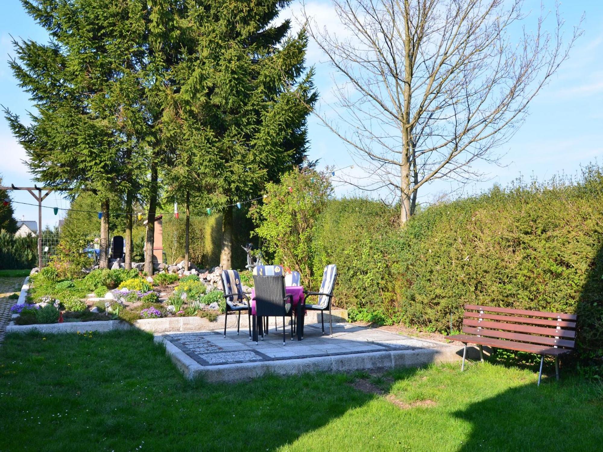 Holiday Home With Garden Neustadt am Rennsteig Εξωτερικό φωτογραφία